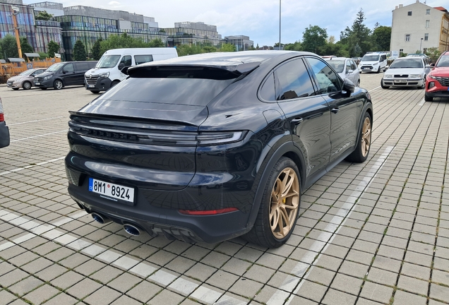 Porsche Cayenne Coupé Turbo E-Hybrid