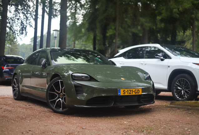 Porsche Taycan Turbo S Sport Turismo MkI