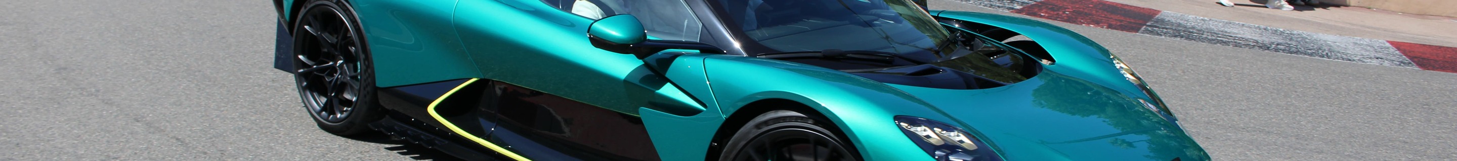 Aston Martin Valhalla