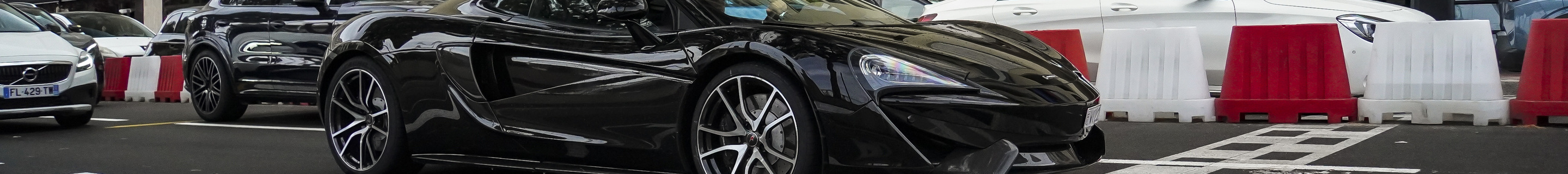 McLaren 570GT