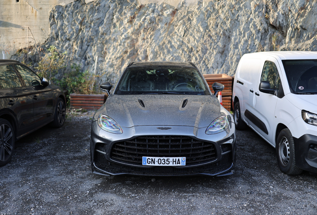 Aston Martin DBX707