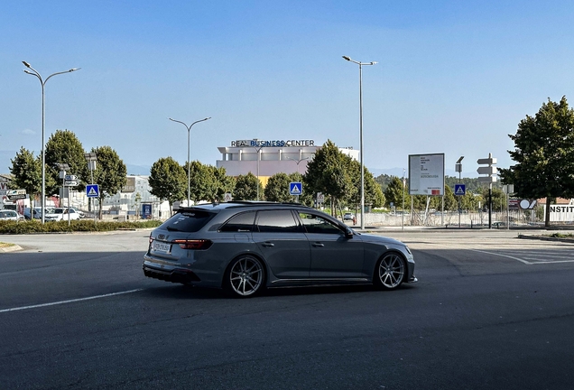 Audi RS4 Avant B9