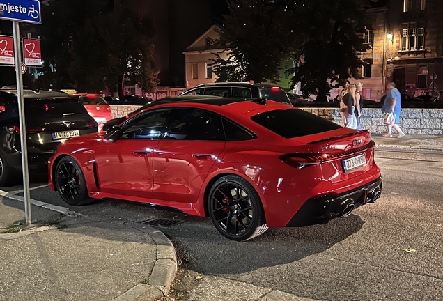 Audi RS5 Sedan B10