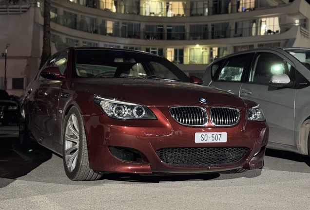 BMW M5 E60 2005