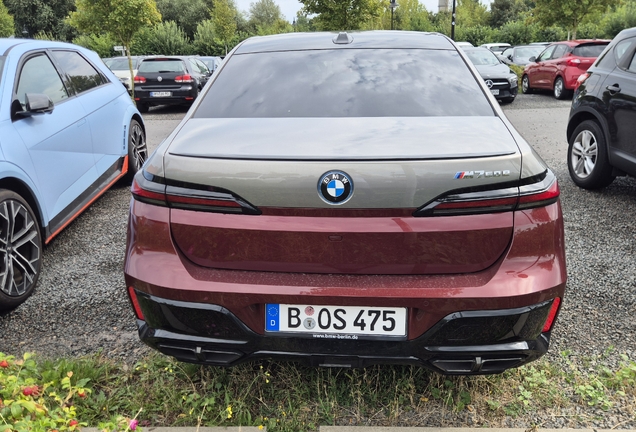 BMW M760e xDrive