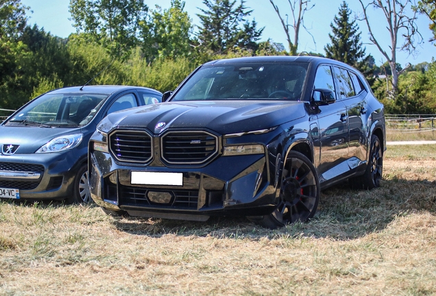 BMW XM G09