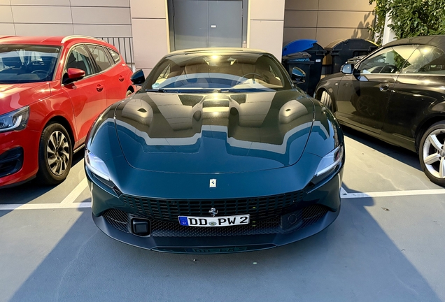 Ferrari Roma Spider