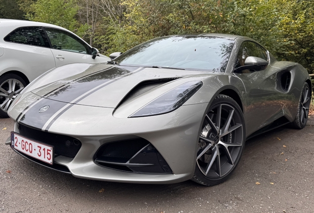 Lotus Emira
