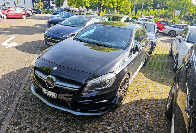 Mercedes-Benz A 45 AMG