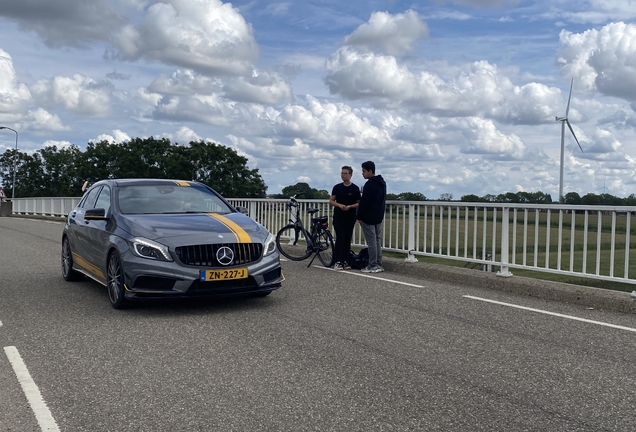 Mercedes-Benz A 45 AMG