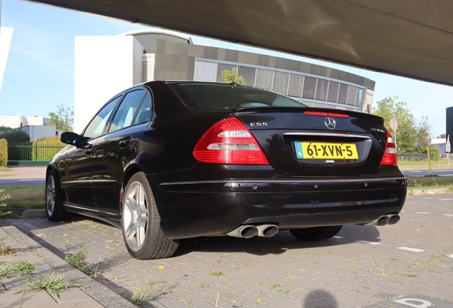 Mercedes-Benz E 55 AMG
