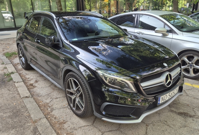 Mercedes-Benz GLA 45 AMG X156