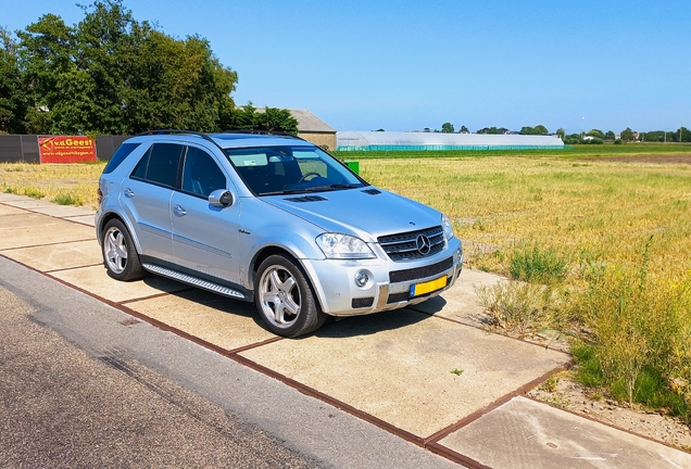 Mercedes-Benz ML 63 AMG W164