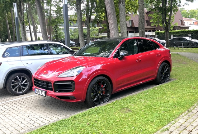 Porsche Cayenne Coupé GTS MkI