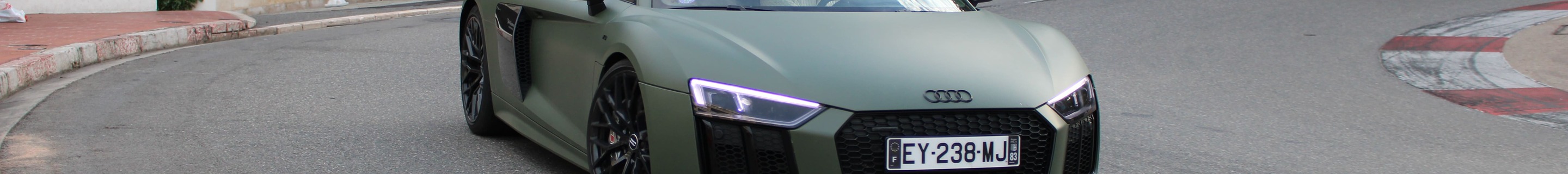 Audi R8 V10 Plus 2015