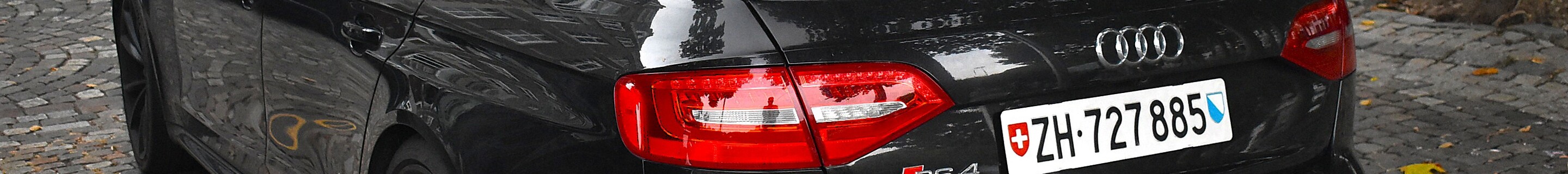 Audi RS4 Avant B8