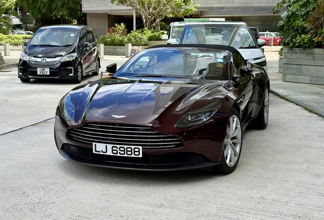 Aston Martin DB11 V8 Volante