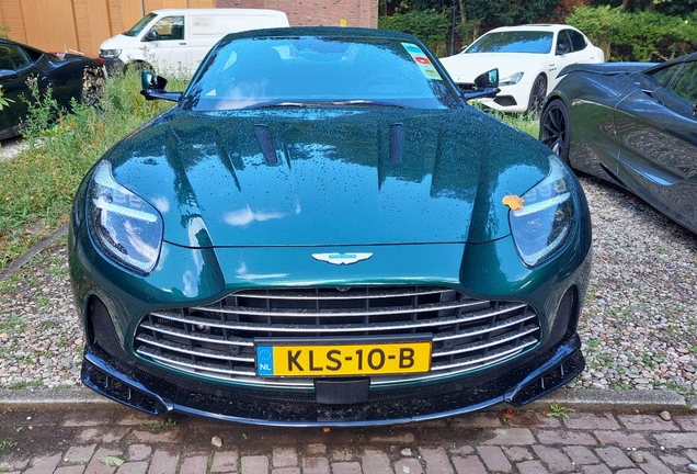 Aston Martin DB12 S