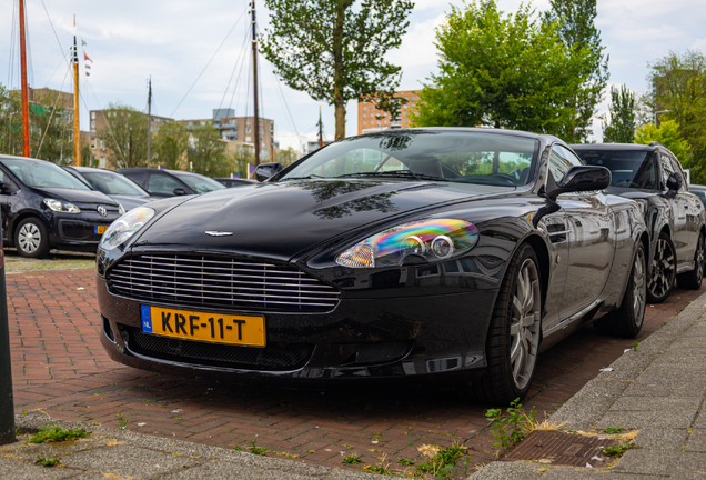 Aston Martin DB9