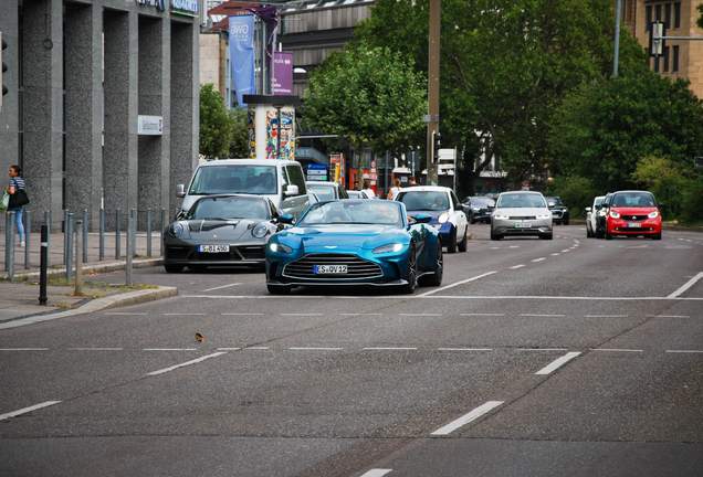 Aston Martin V12 Vantage Roadster 2023
