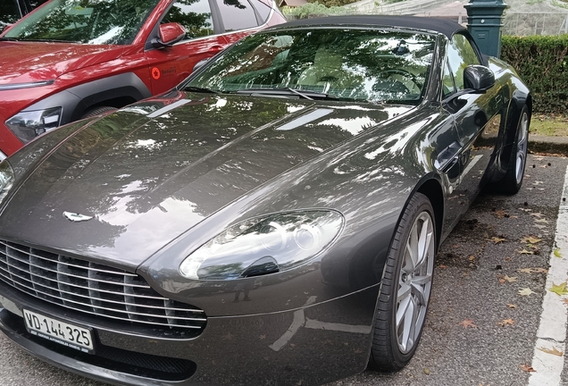 Aston Martin V8 Vantage Roadster