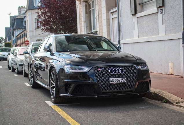 Audi RS4 Avant B8