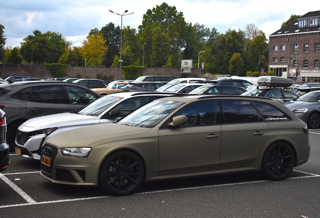 Audi RS4 Avant B8