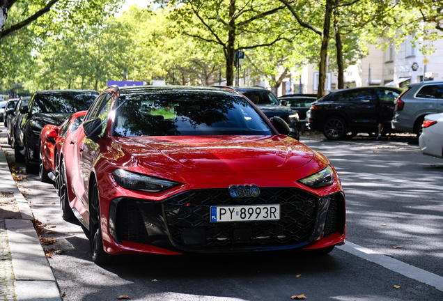 Audi RS5 Avant B10