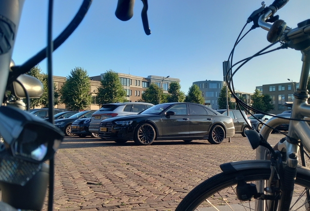 Audi S8 D5