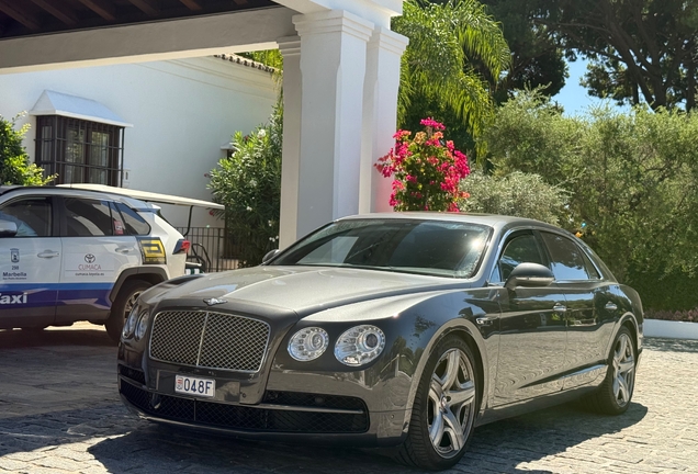 Bentley Flying Spur V8