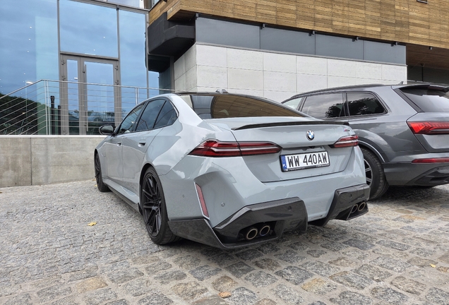 BMW M5 G90