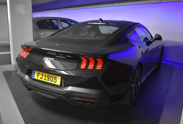 Ford Mustang GT 2024