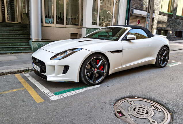 Jaguar F-TYPE S Convertible