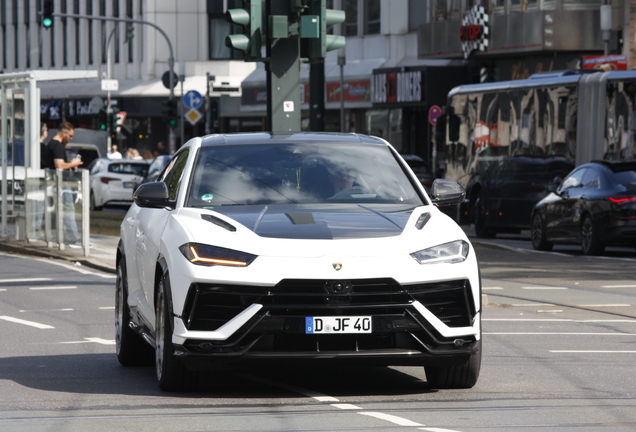 Lamborghini Urus Performante