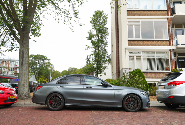Mercedes-AMG C 63 S W205