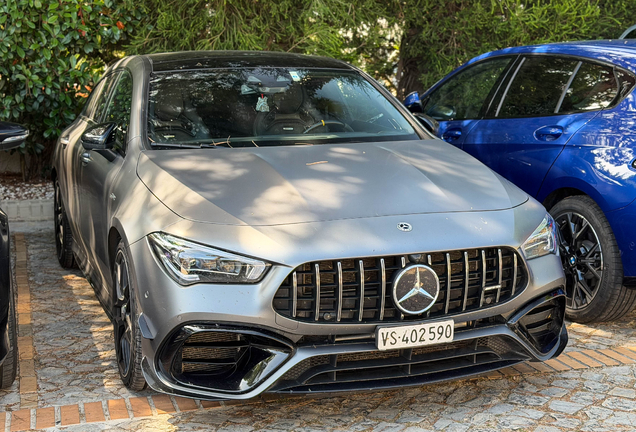 Mercedes-AMG CLA 45 S Shooting Brake X118