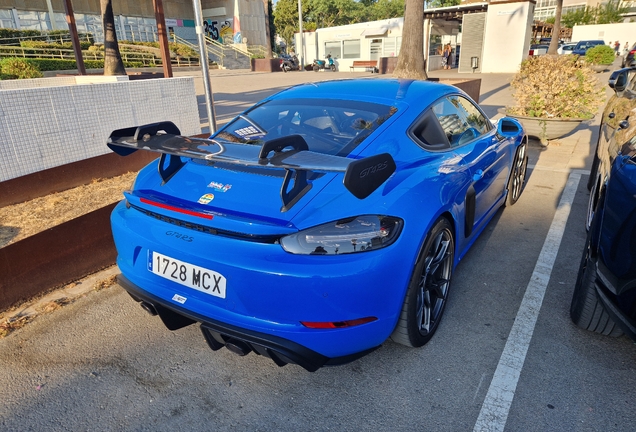 Porsche 718 Cayman GT4 RS