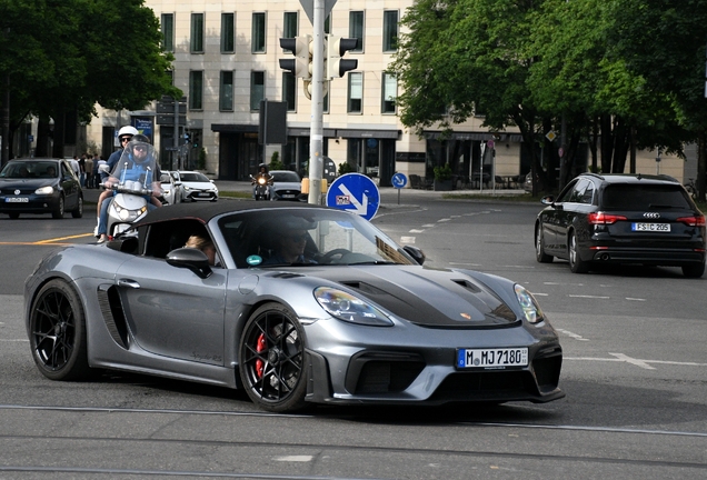 Porsche 718 Spyder RS Weissach Package