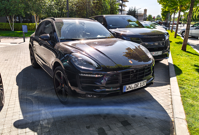 Porsche 95B Macan GTS MkI