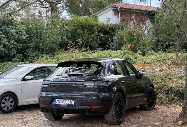 Porsche 95B Macan GTS MkII