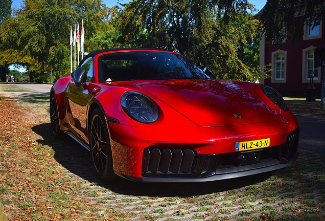 Porsche 992 Carrera 4 GTS Cabriolet MkII