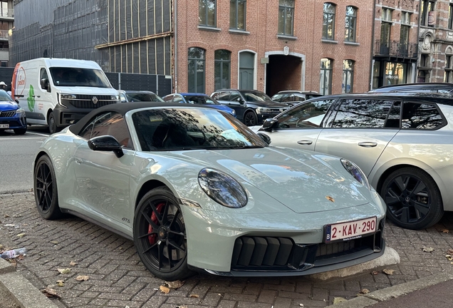 Porsche 992 Carrera 4 GTS Cabriolet MkII