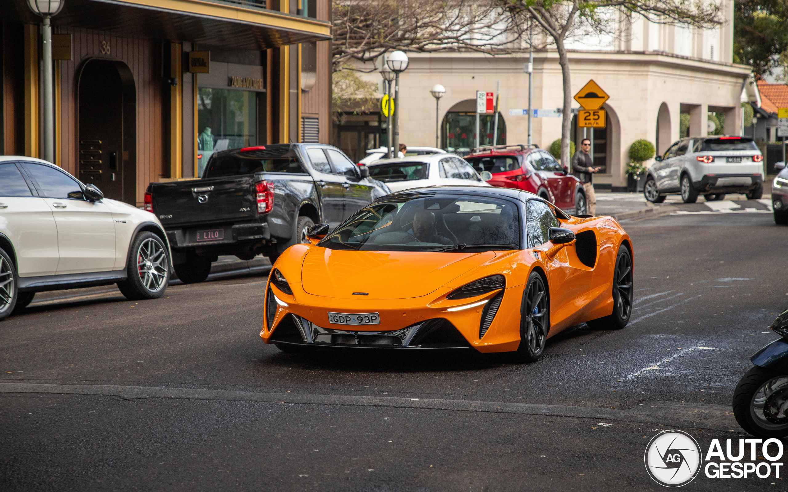 McLaren Artura Spider