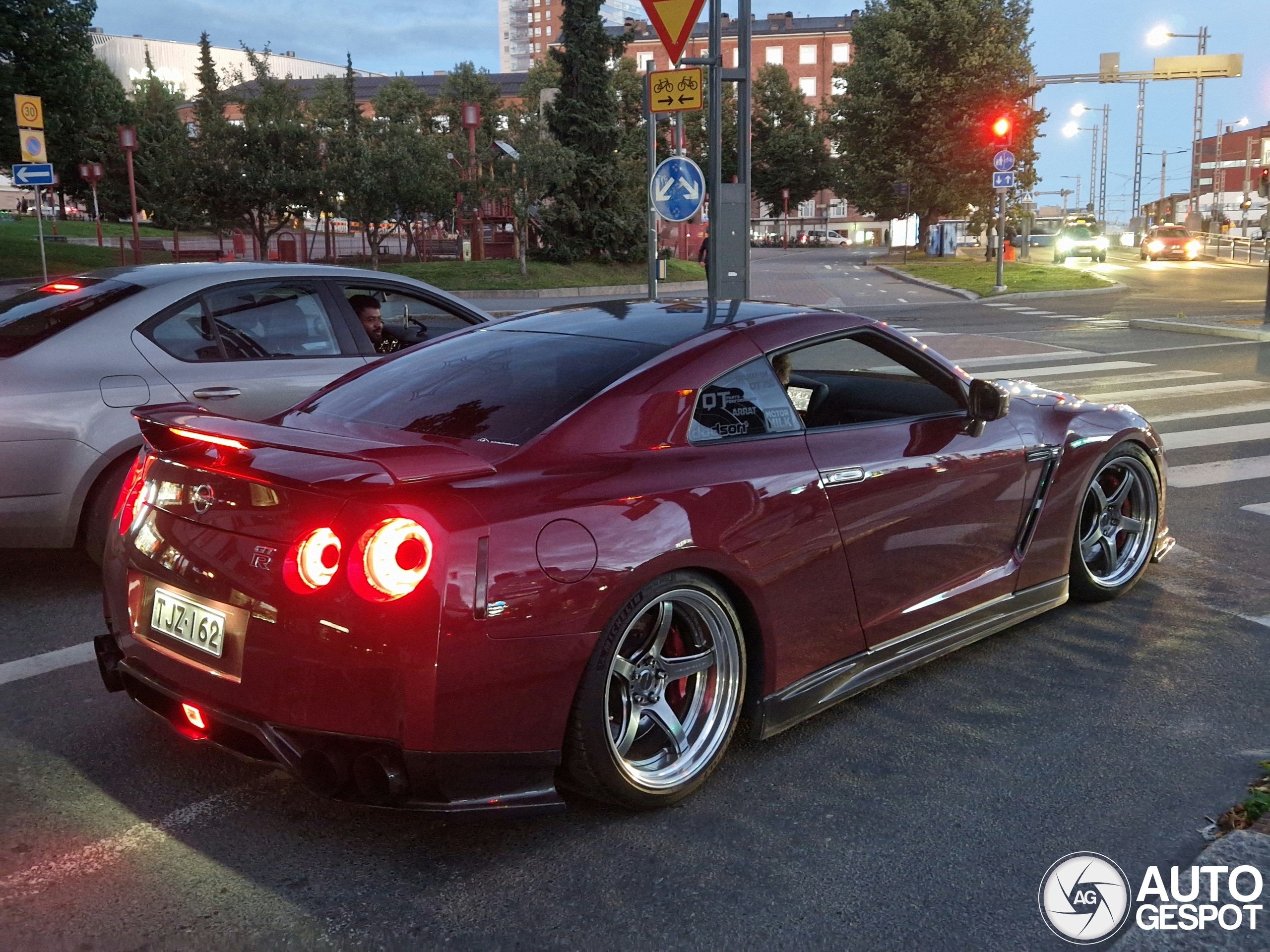 Nissan GT-R