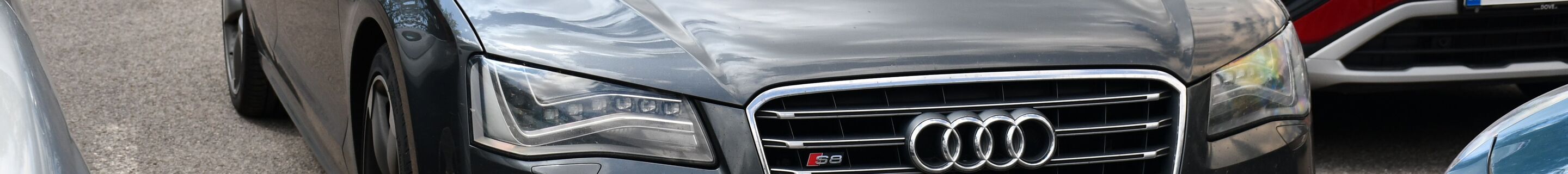 Audi S8 D4