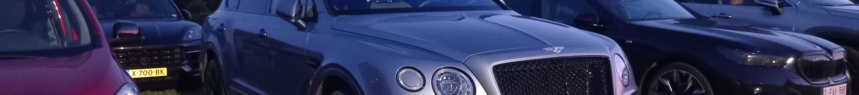 Bentley Bentayga V8