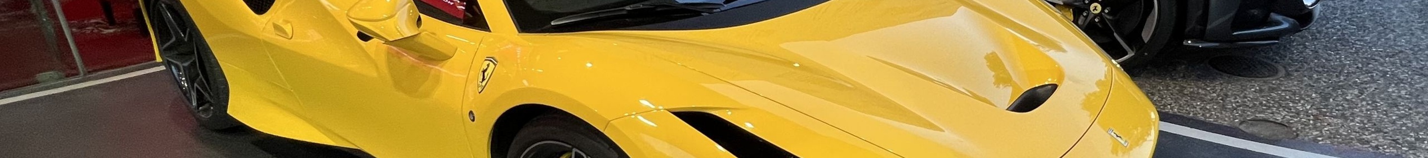 Ferrari F8 Spider