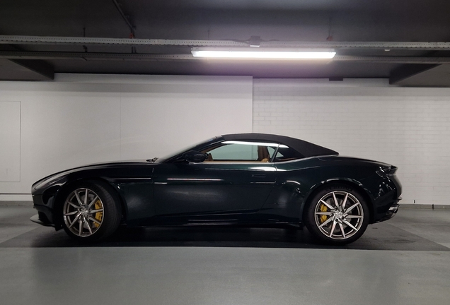 Aston Martin DB11 V8 Volante