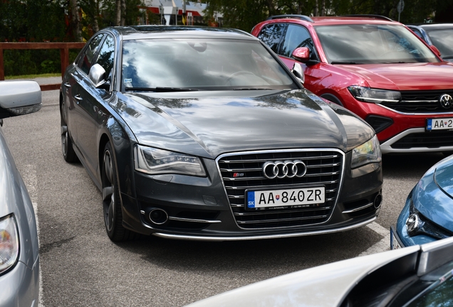 Audi S8 D4