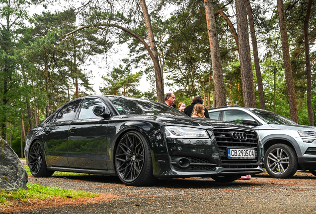 Audi S8 D4 Plus
